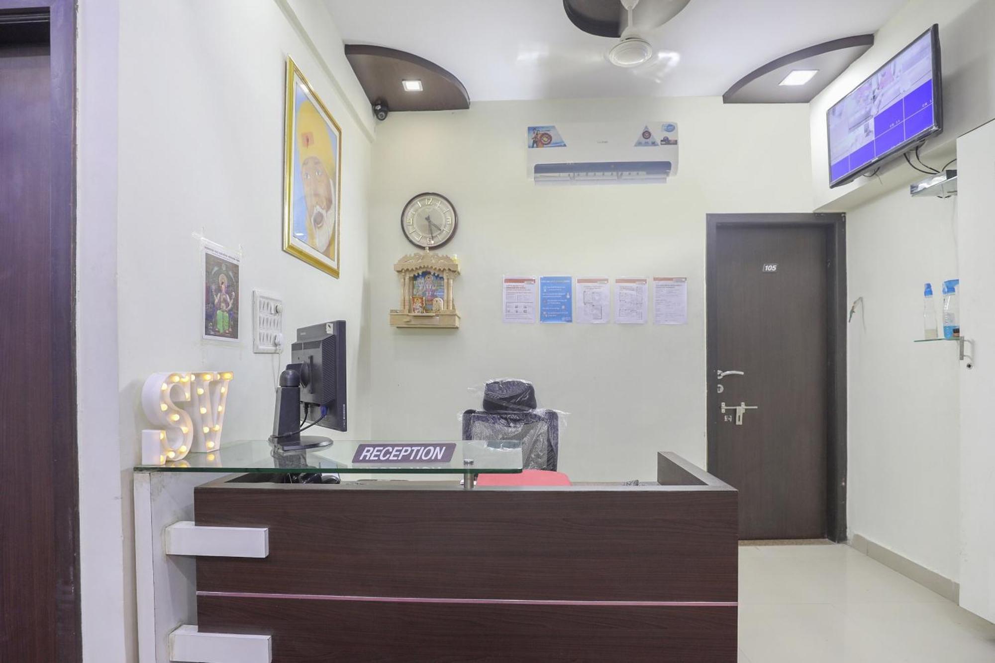 Collection O Shyam Vatika Banquet And Rooms Surat Exterior photo